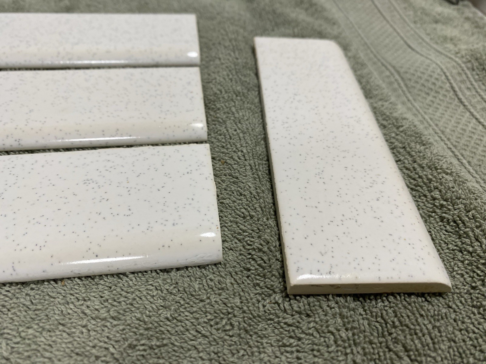 8- Vintage (1950-60s) White Speckled Ceramic Tile – Edge Bullnose (6×2)