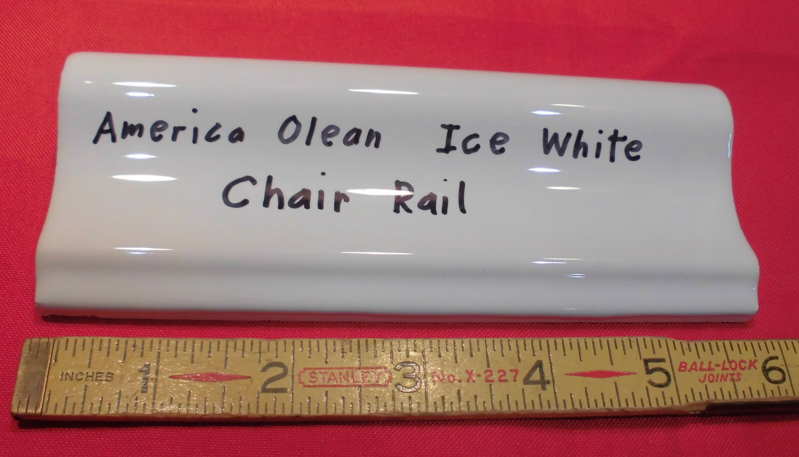 1 pc. Ice White: Glossy Ceramic Chair Rail made by American Olean, 2-1/2″ X 6″