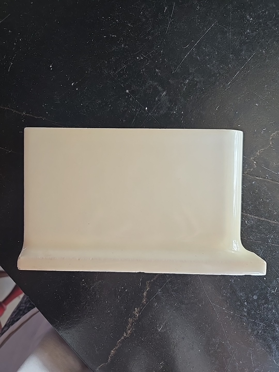 Vtg 6 1/8″ X 3 7/8″ Corner Cove Base Cream Tile NOS