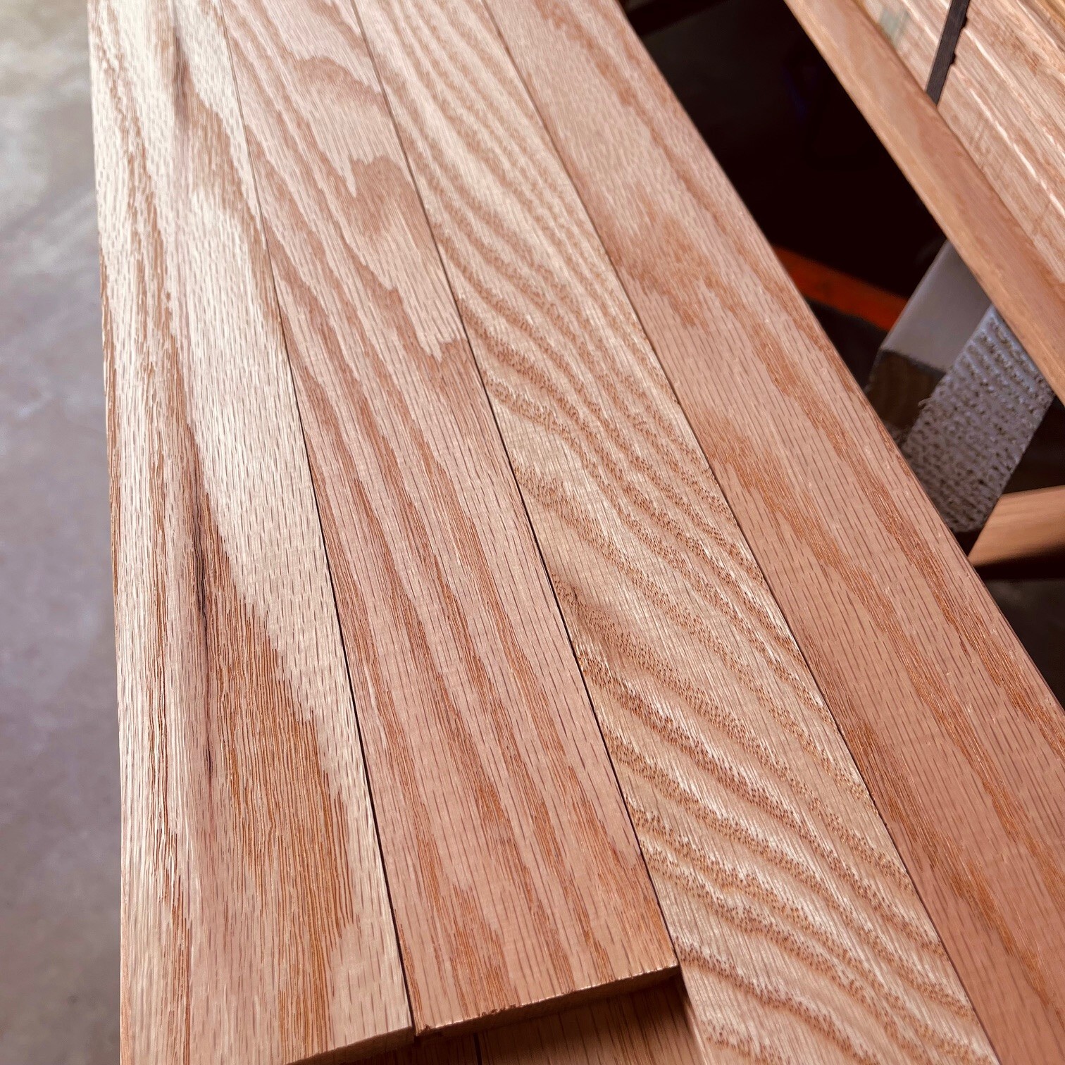 1/2 x 2 1/4 x 1-4Unfinished Red Oak Solid Flooring T&G Craftsman-style 3 SQFT