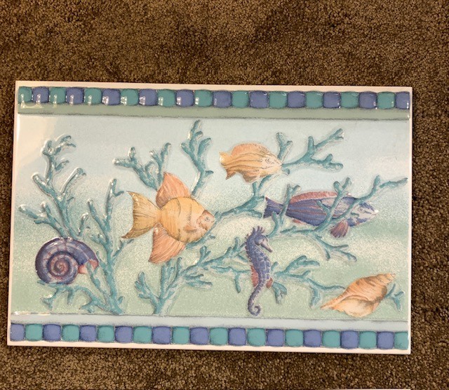 Fish Raised Design 11 3/4″ x 7 3/4″ tile plaque