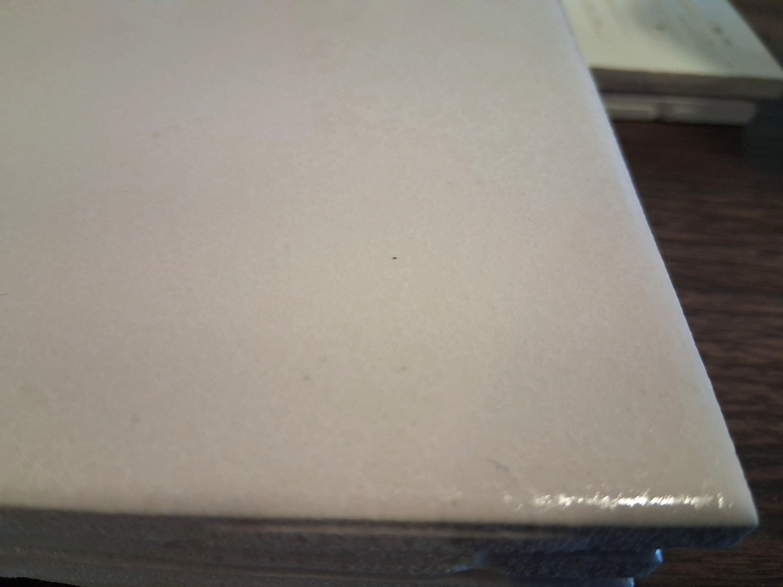 (1 EACH) CERAMIC WALL/FLOOR TILE SOLID OFF-WHITE COLOR 4.45″ x 4.45″ MADE IN USA