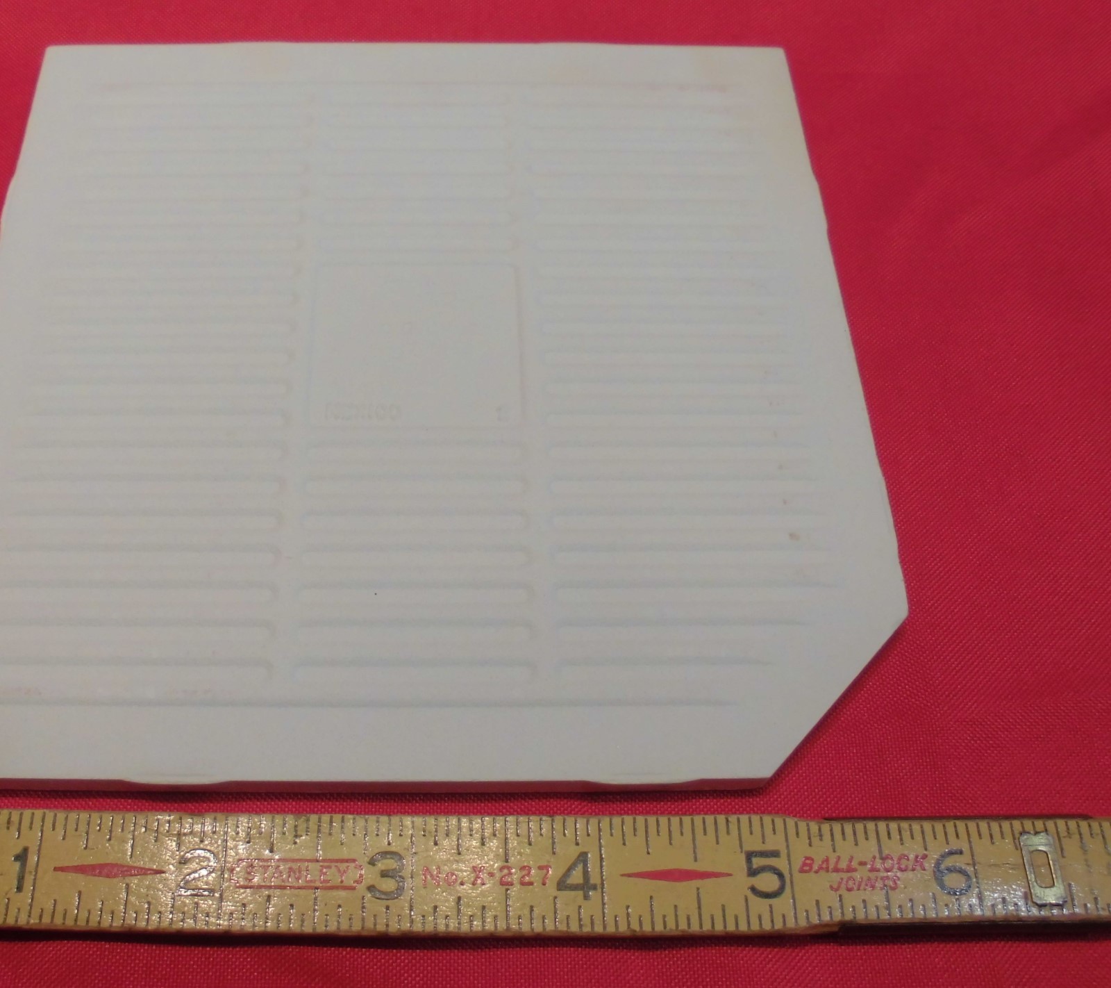 *Designer White* Matte Ceramic Floor Tile, Clipped by American Olean 6″ *NOS*