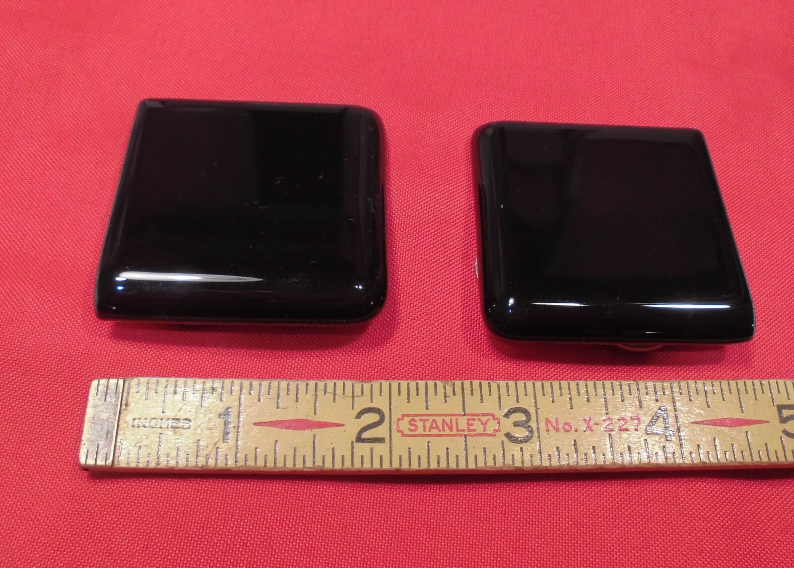 2 pcs. *Glossy Black* 2″ X 2″ X 5/16″ Ceramic Surface Bullnose Corner Tiles NEW