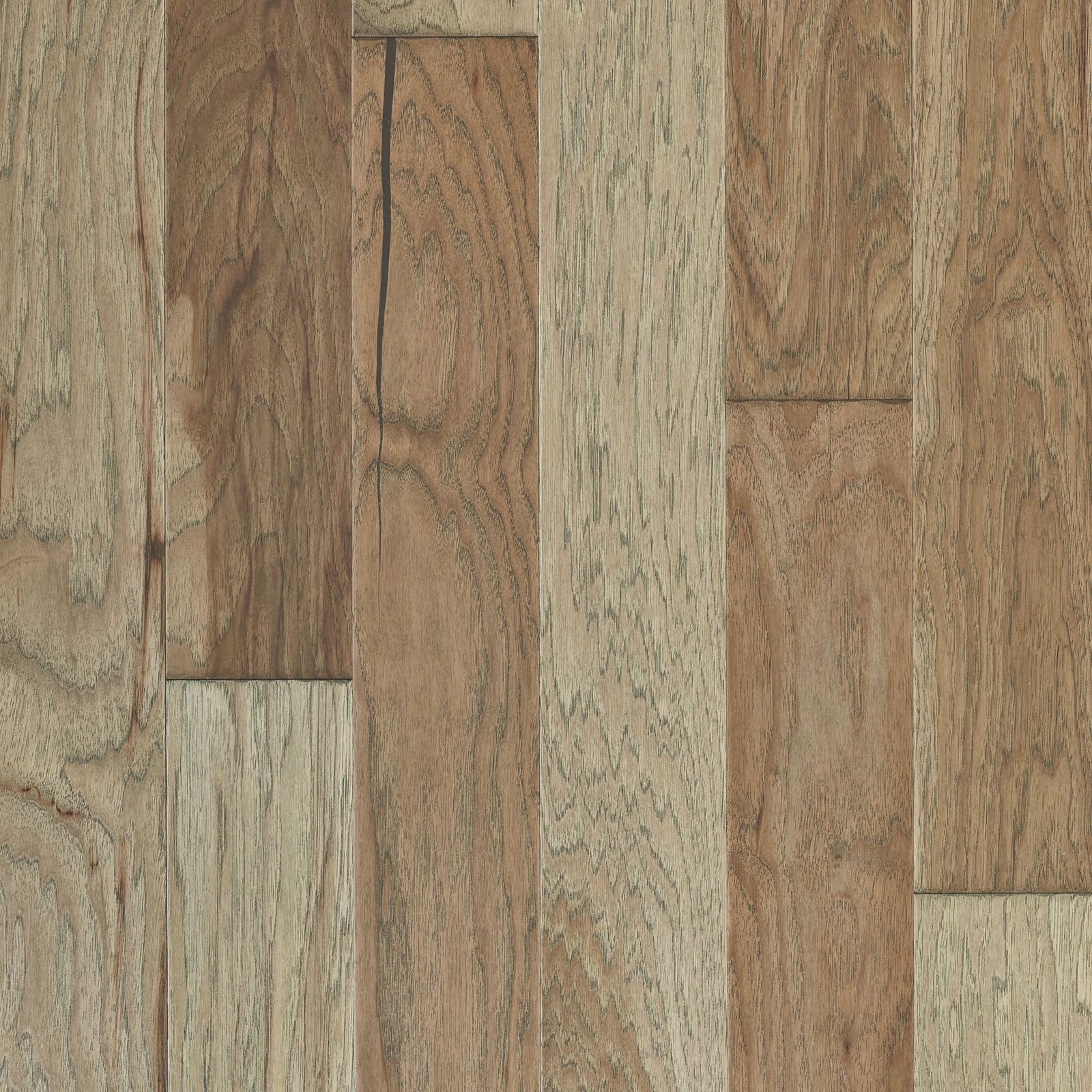 Shaw SW592 Fremont Hickory 5″W Heavy Scraped Engineered Hardwood – Honey Glow