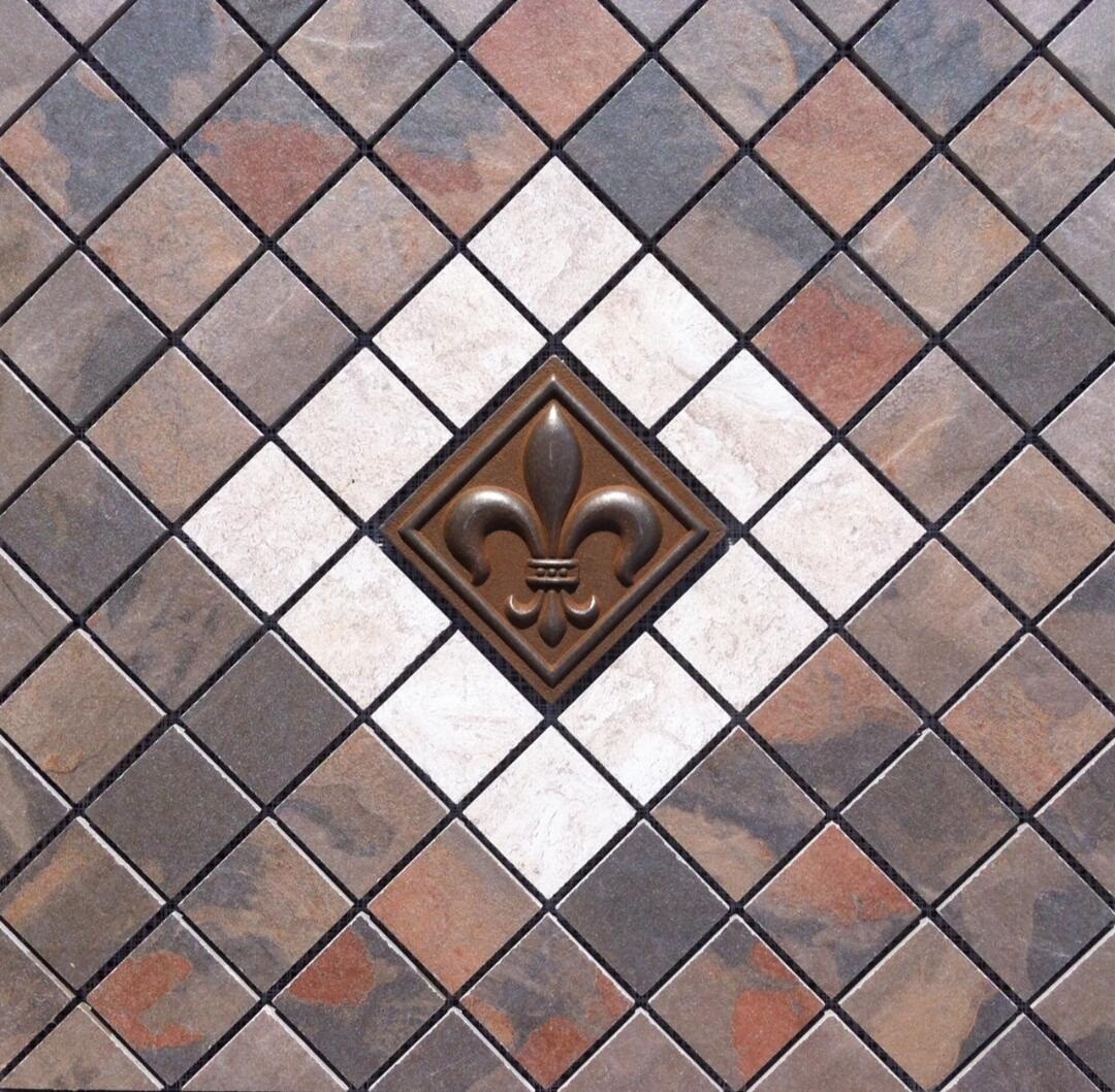 21 1/2″ X 21 1/2″ Tile Medallion Mohawk Vintage Cleft tile & accent piece