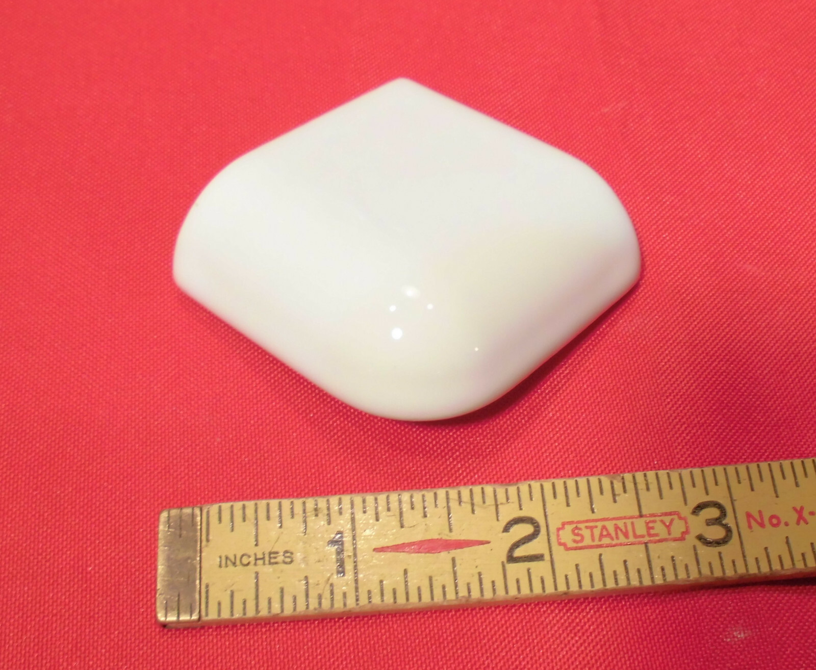 2 pcs. *Glossy Ice White* 2″ X 2″ X 5/8″ Ceramic Bullnose Radius Corner Tiles
