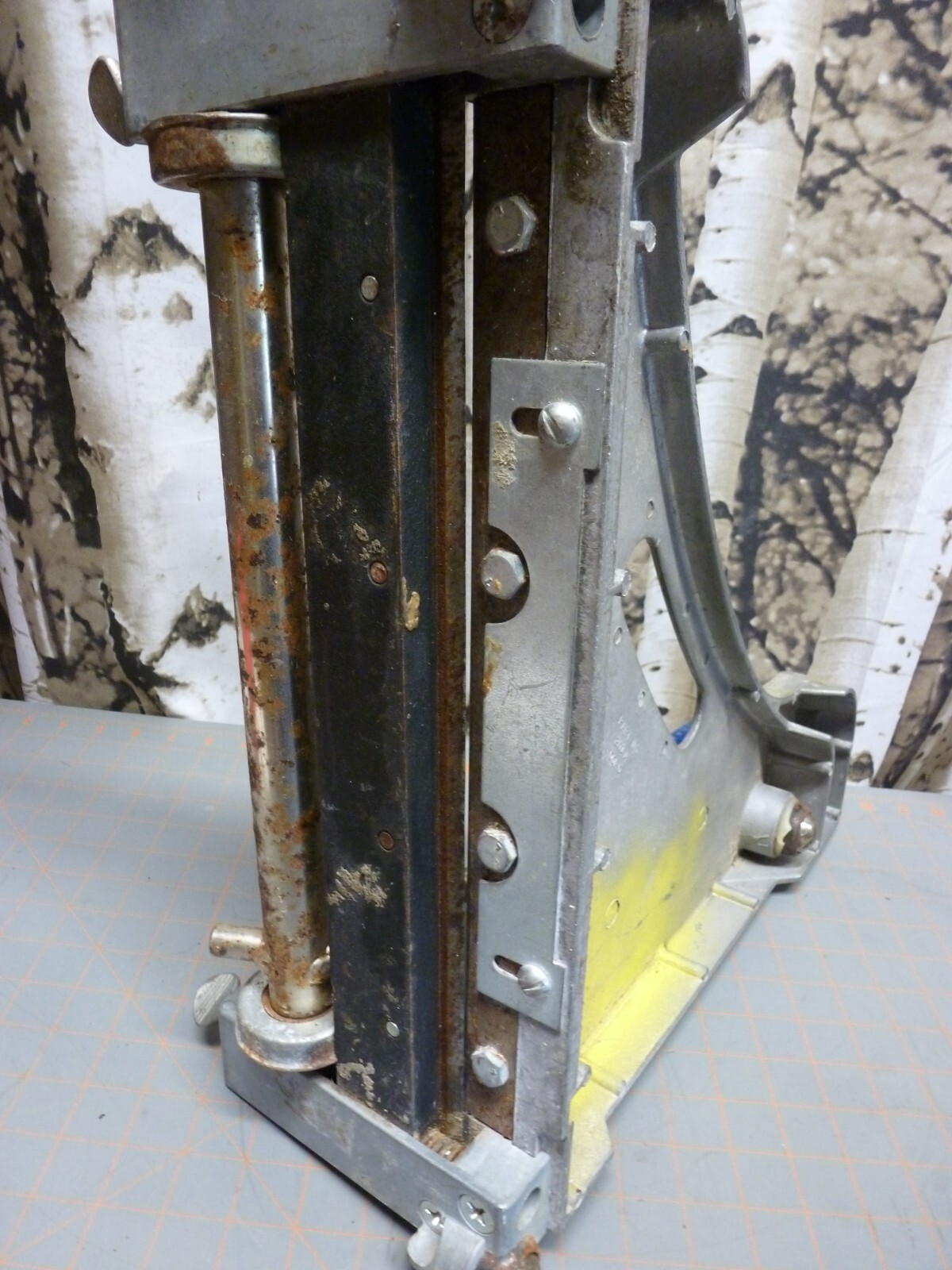 CRAIN CUTTER Co Vinyl Tile Cutter Shear Guillotine Model 201 A