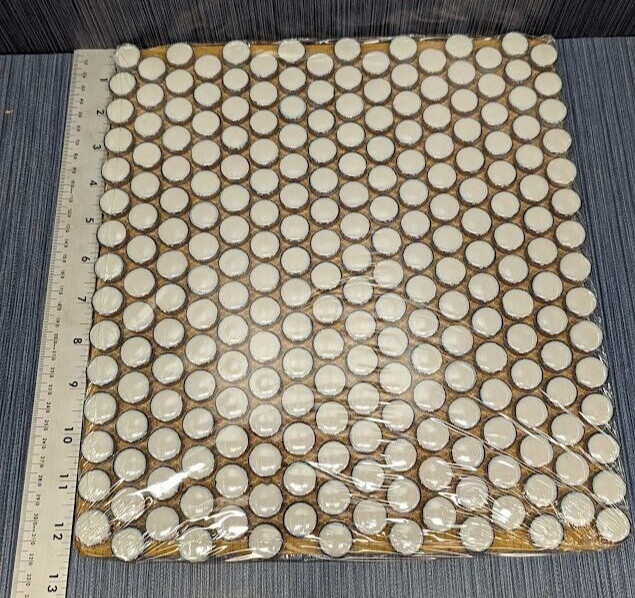 White Mosaic Tile by Simple 2.0 – Rimmed Sage Penny Rounds