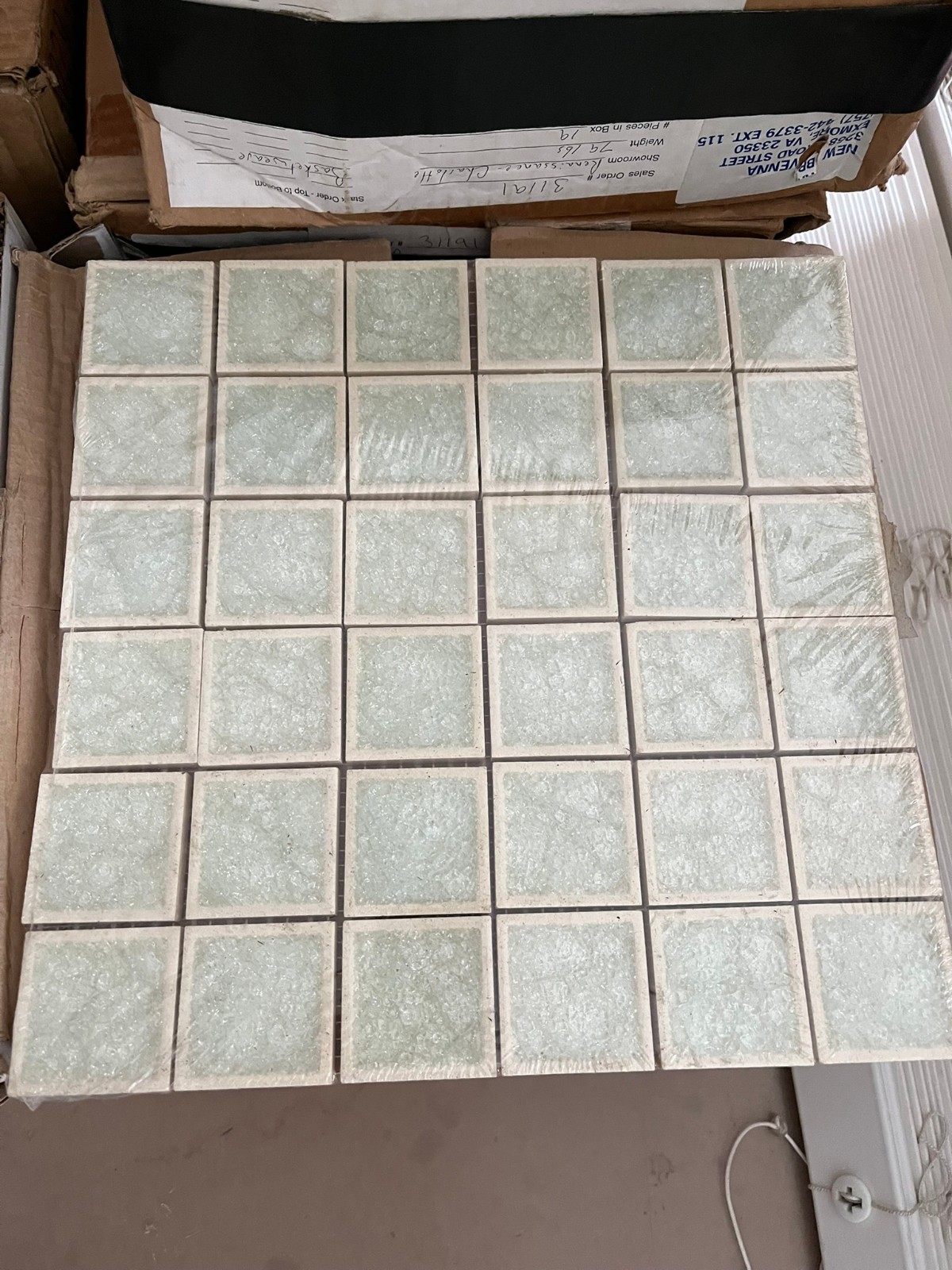Glass Crackle Ceramic TIle