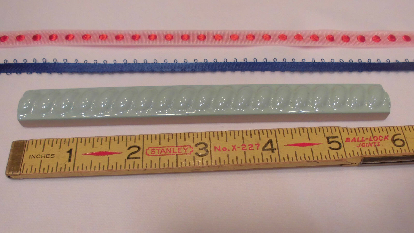 10 pcs. *Seafoam Green* Vintage Ceramic Liner-Pencil-Sizzle Tiles; 5/8″ X 6″ NOS