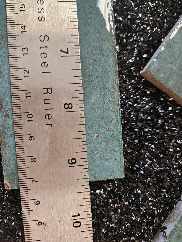 CASE OF 36 CERTIFIED PORCELAIN 2.25X 9.5X3/8″ TILE ITALIAN 391P RD22 HYDRO GREEN