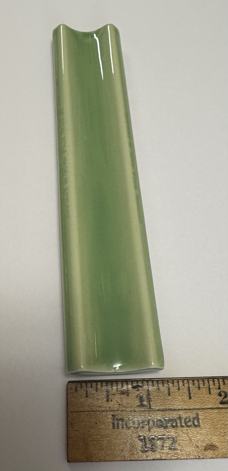 1 pc. Lime Green: Ceramic inside Corner / Quarter Round Tile 1″ X 6″ England