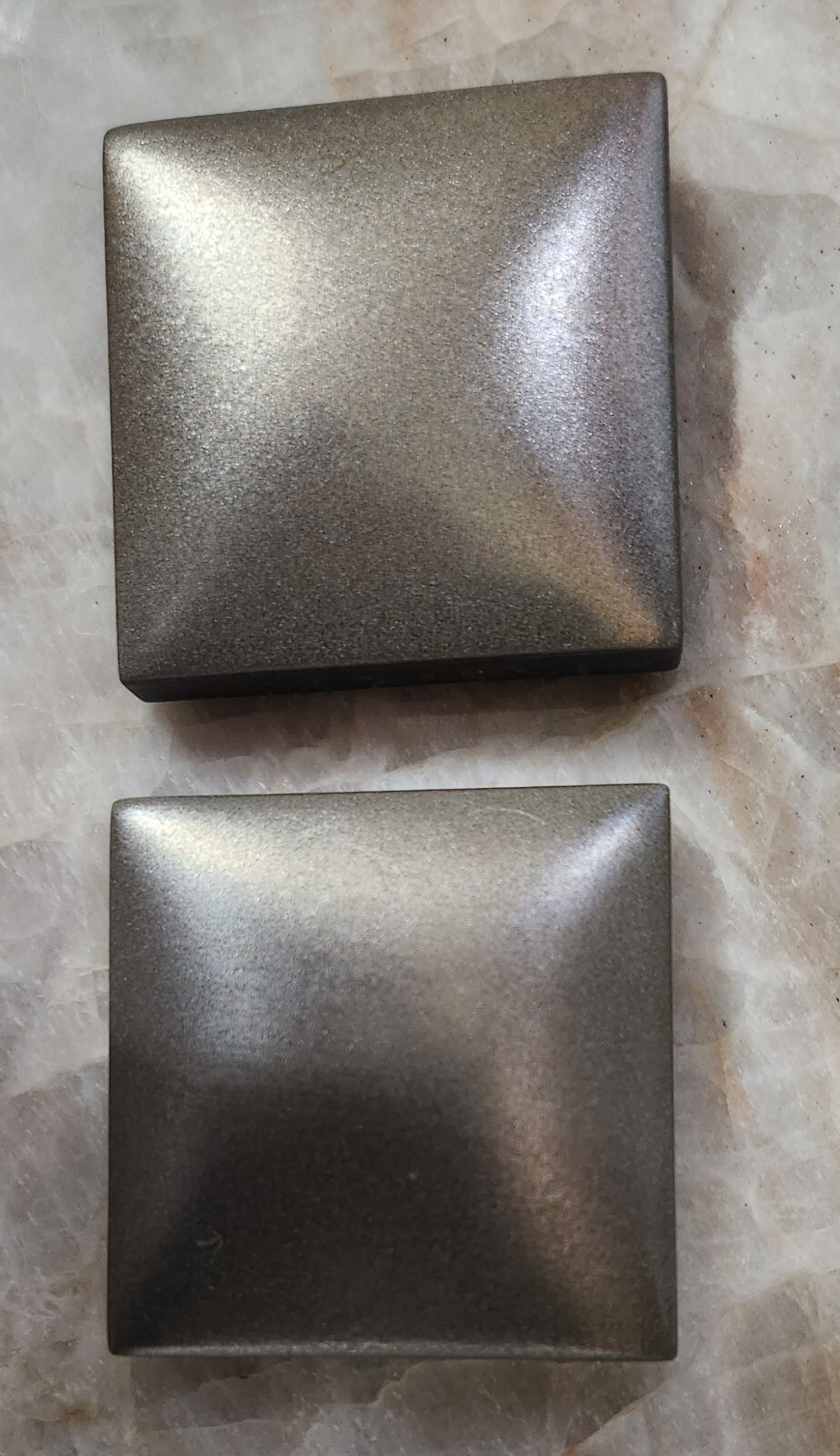 Bright Nickel resin 2X2″ Square Accent Tile – Somerset Collection