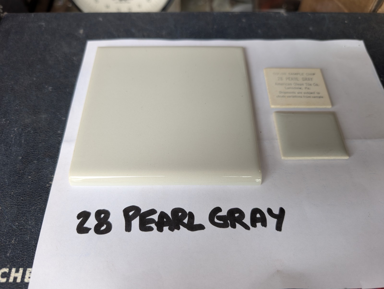 2 pcs American Olean Bullnose 4-1/4″ Square Pearl Gray #28 Glossy NEW S4449