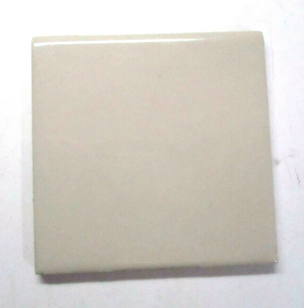 1 Bullnose Wall Tile US Ceramic USA 4-1/4″ Square Gloss Dark Beige Vintage 1970s