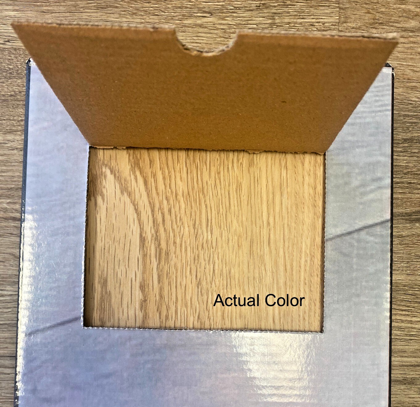Vinyl Floor Interlocking 19.49 SqFt Oak Color Wood Grain 7″x48 Planks (8)