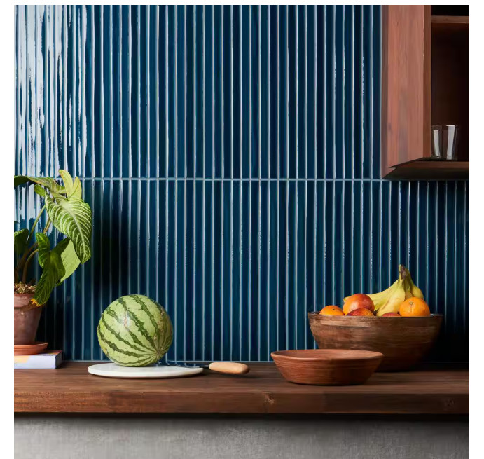 Vistaio Sapphire Blue 5.27″ x 17.71″ Glossy Ceramic Mosaic Wall Tiles (8-Pack)