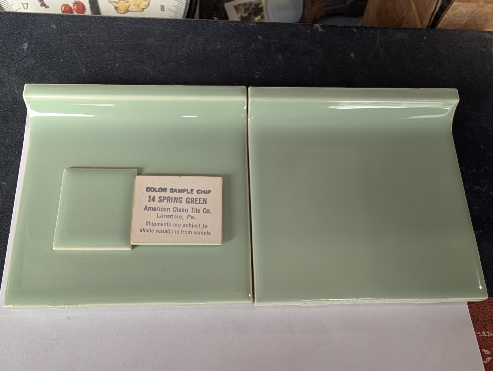 2 pcs NEW American Olean Spring Green #14 A3401 Ceramic Tile Cove base 4-1/4″