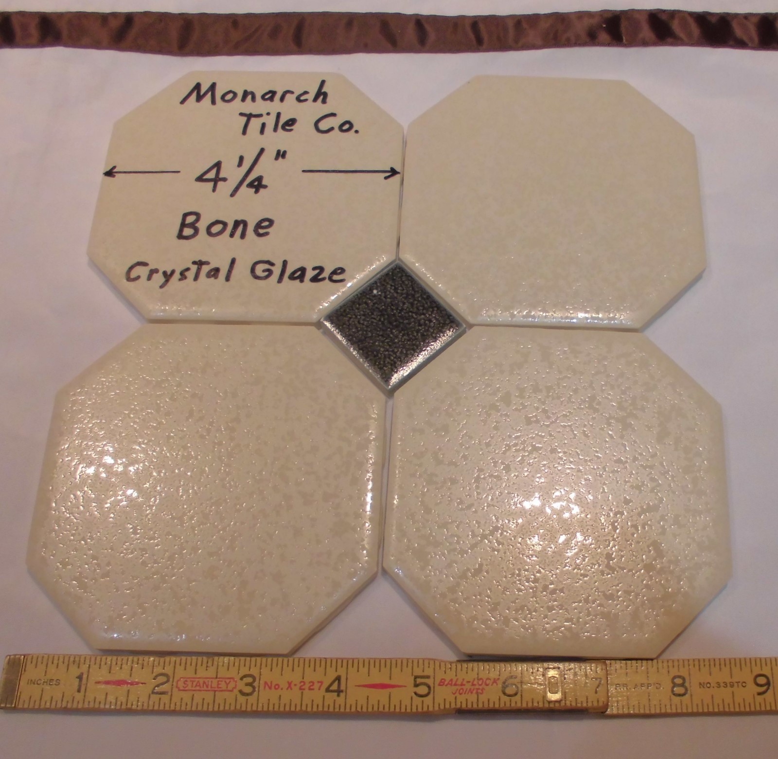 1 pc. *Bone* Octagon Ceramic Tile 4-1/4″ Crystal Glazed by Monarch Co. NOS