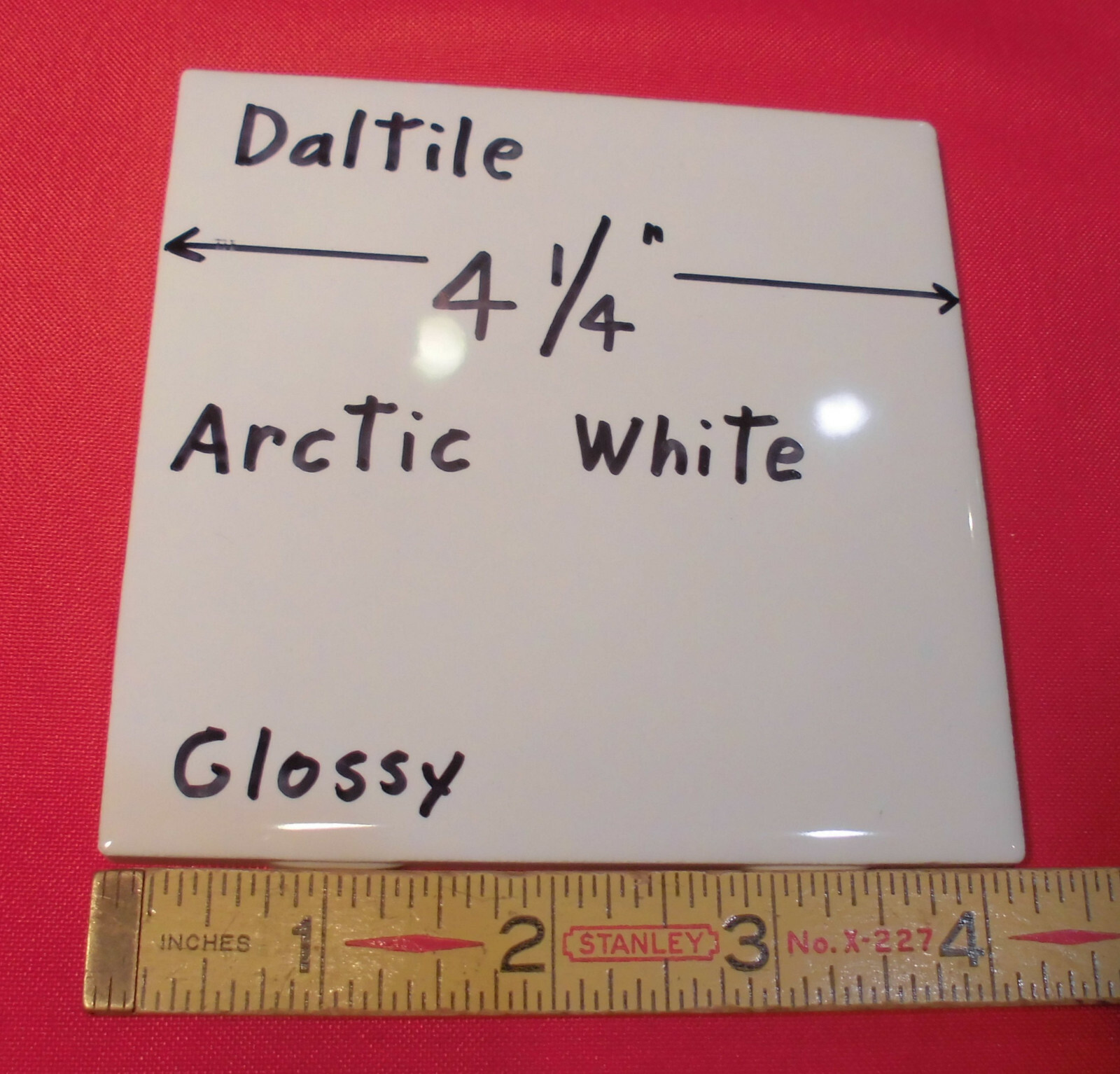 1 pc. *Arctic White* 4-1/4″ Square Glossy Ceramic Tiles by Daltile #190: NEW