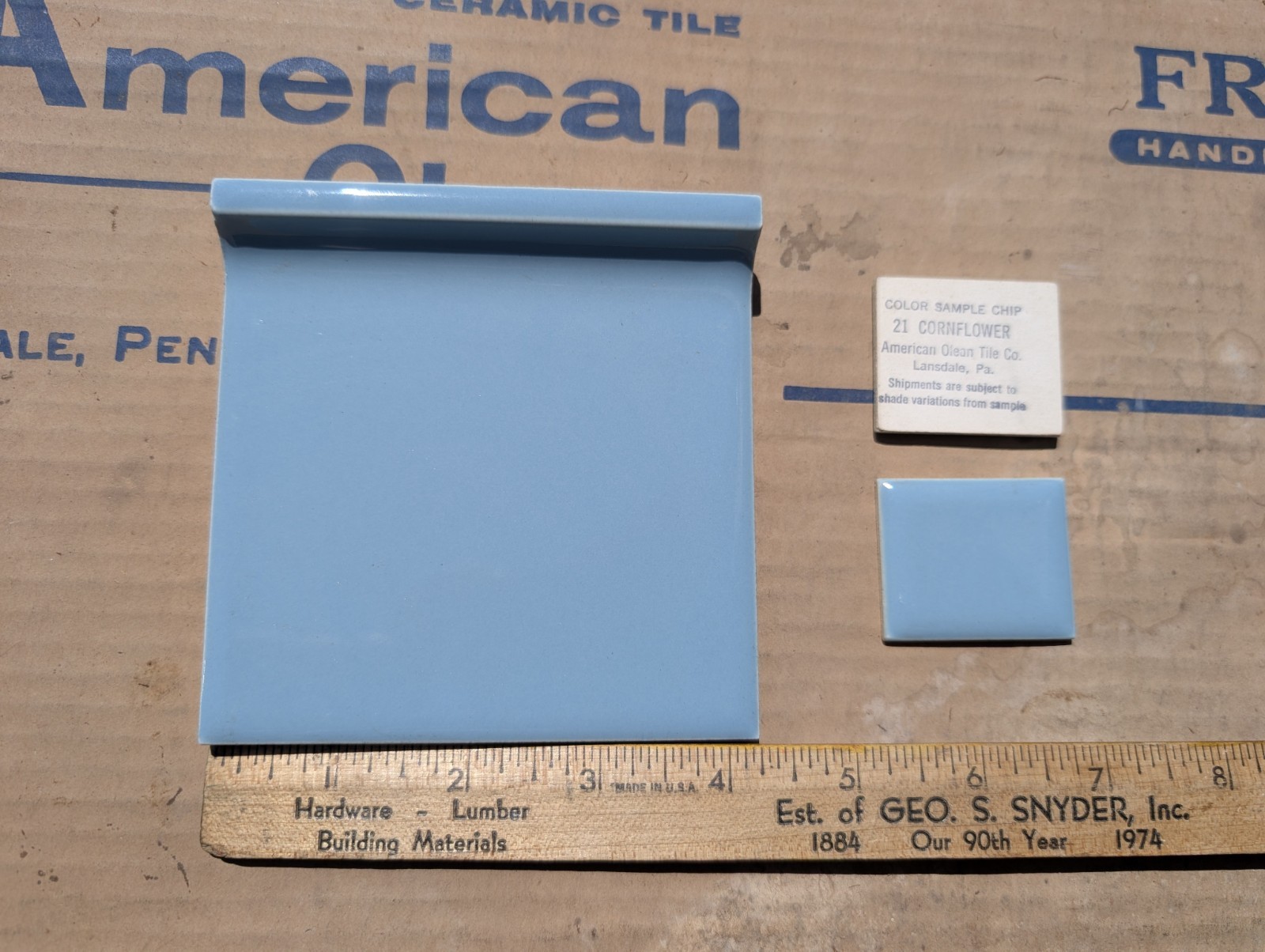 2 pieces 4-1/4″ Ceramic Tile Cove base A3401 #21 Cornflower American Olean Gloss