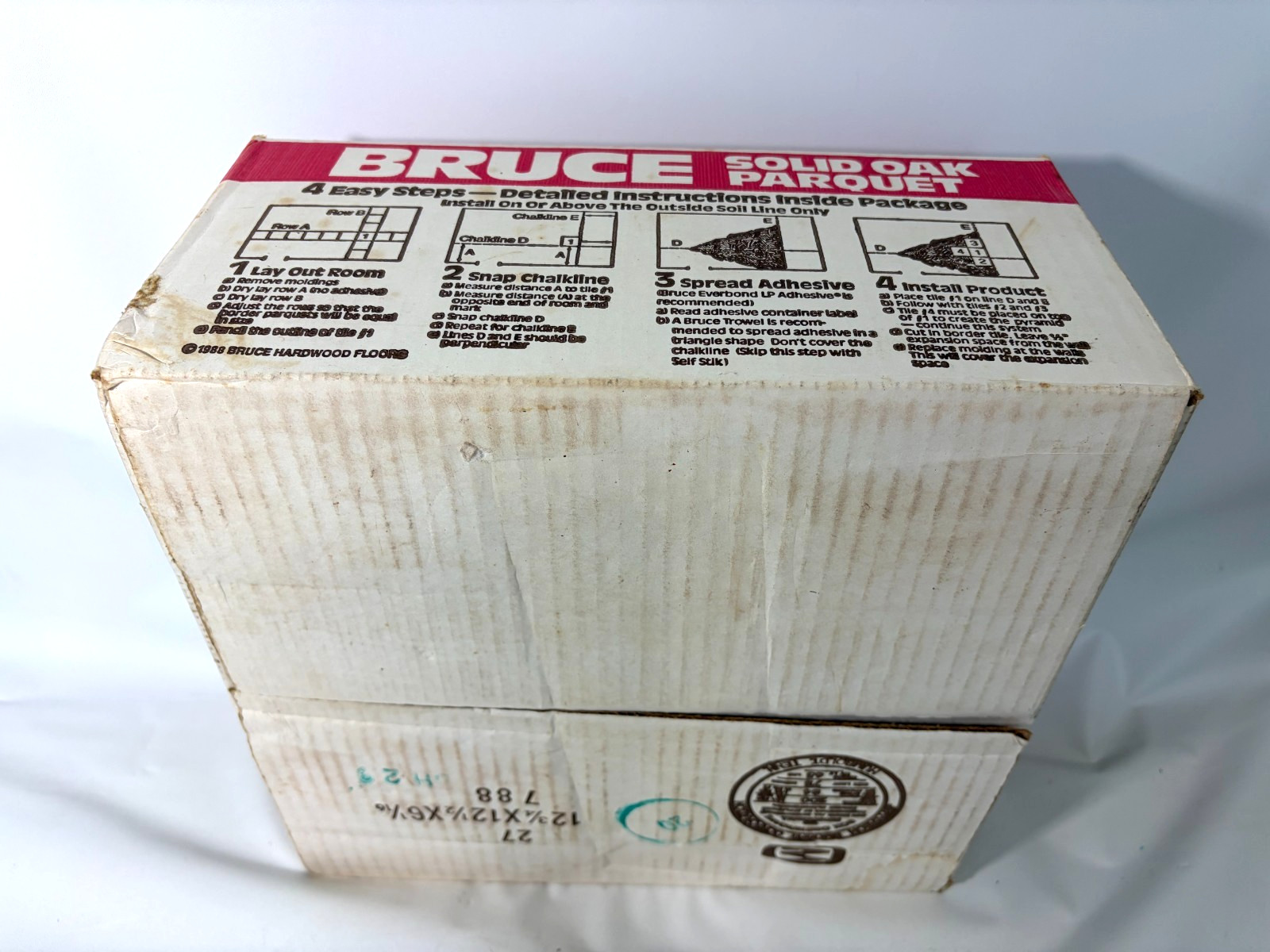 Bruce Solid Oak Parquet Flooring 20 Sq Ft. HCU-21 Chestnut Brown 5/16 x 12 x 12