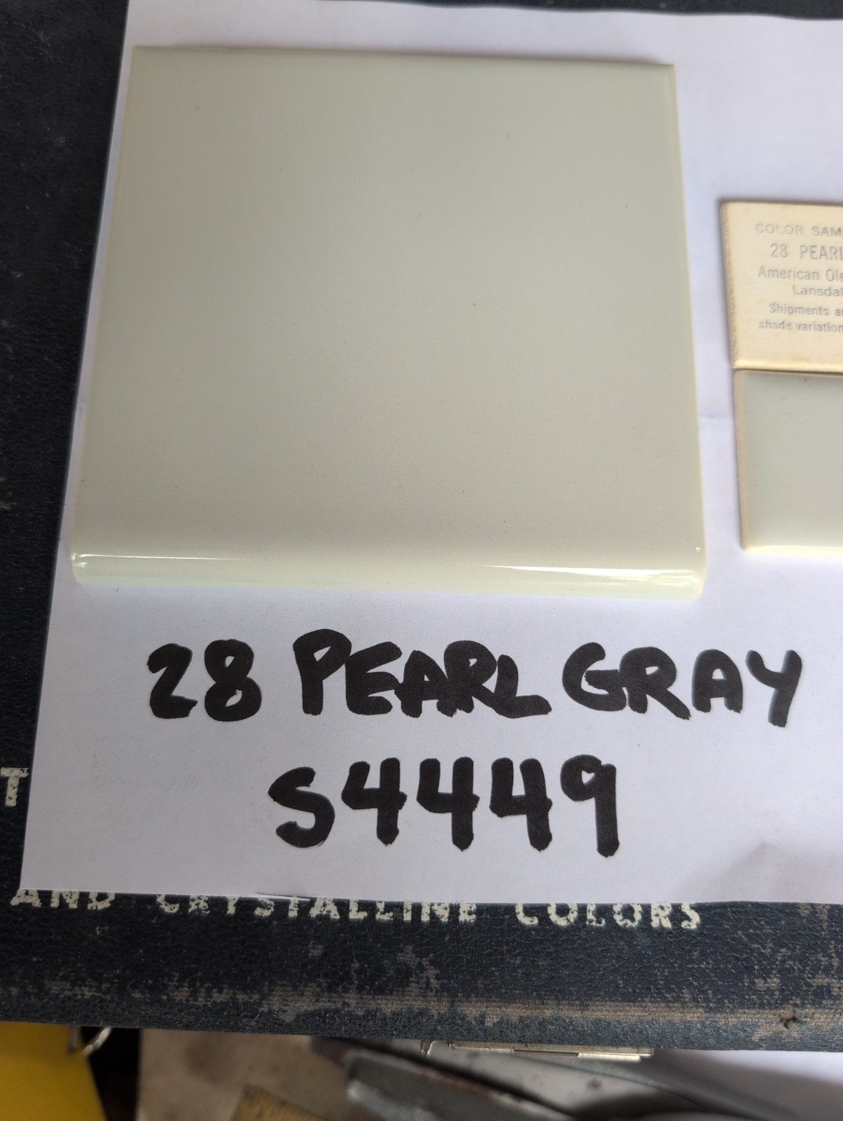 2 pcs American Olean Bullnose 4-1/4″ Square Pearl Gray #28 Glossy NEW S4449