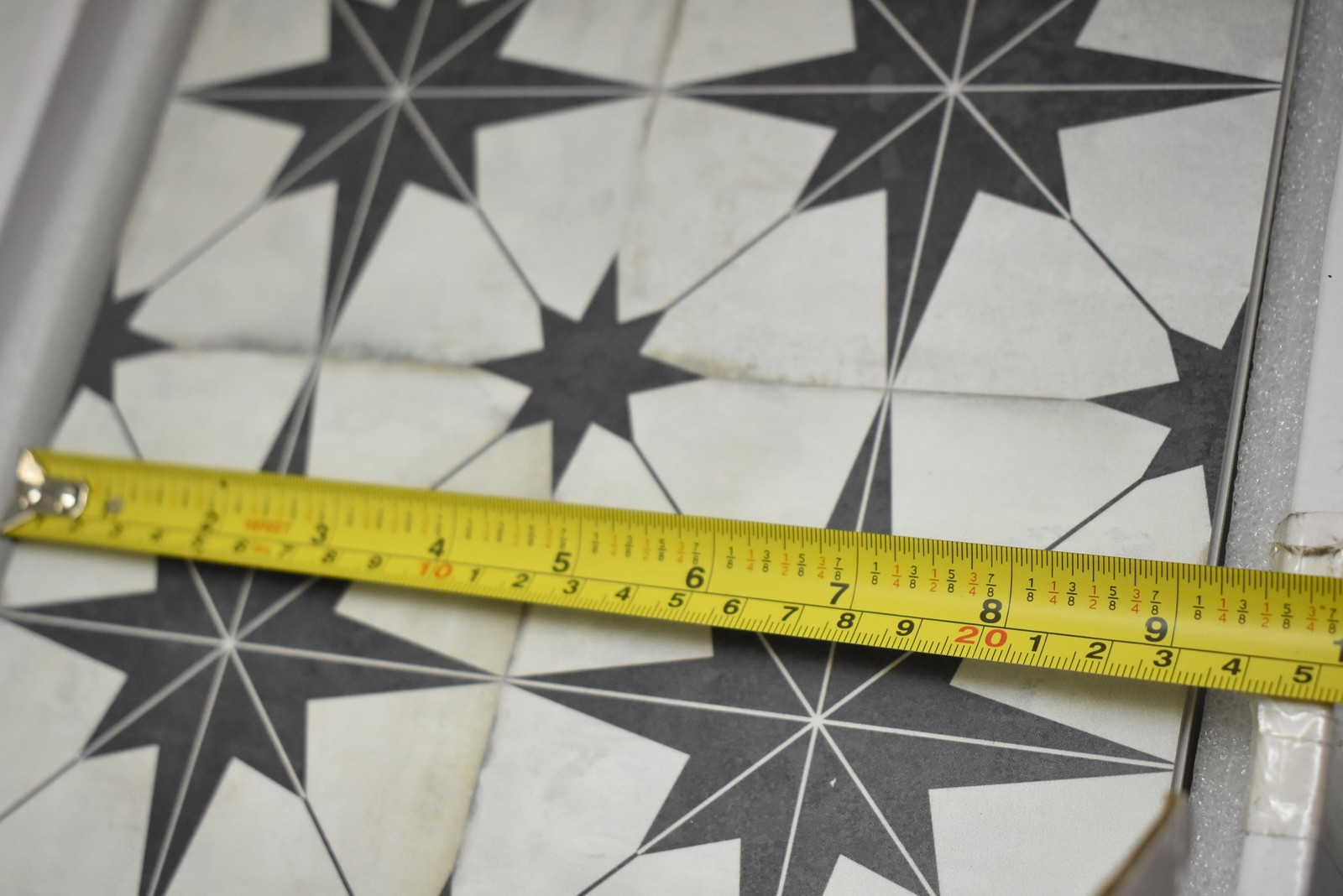Geometric Star Pattern Floor Wall Tiles Box PSFT-STR-16 Black White 9″ Square