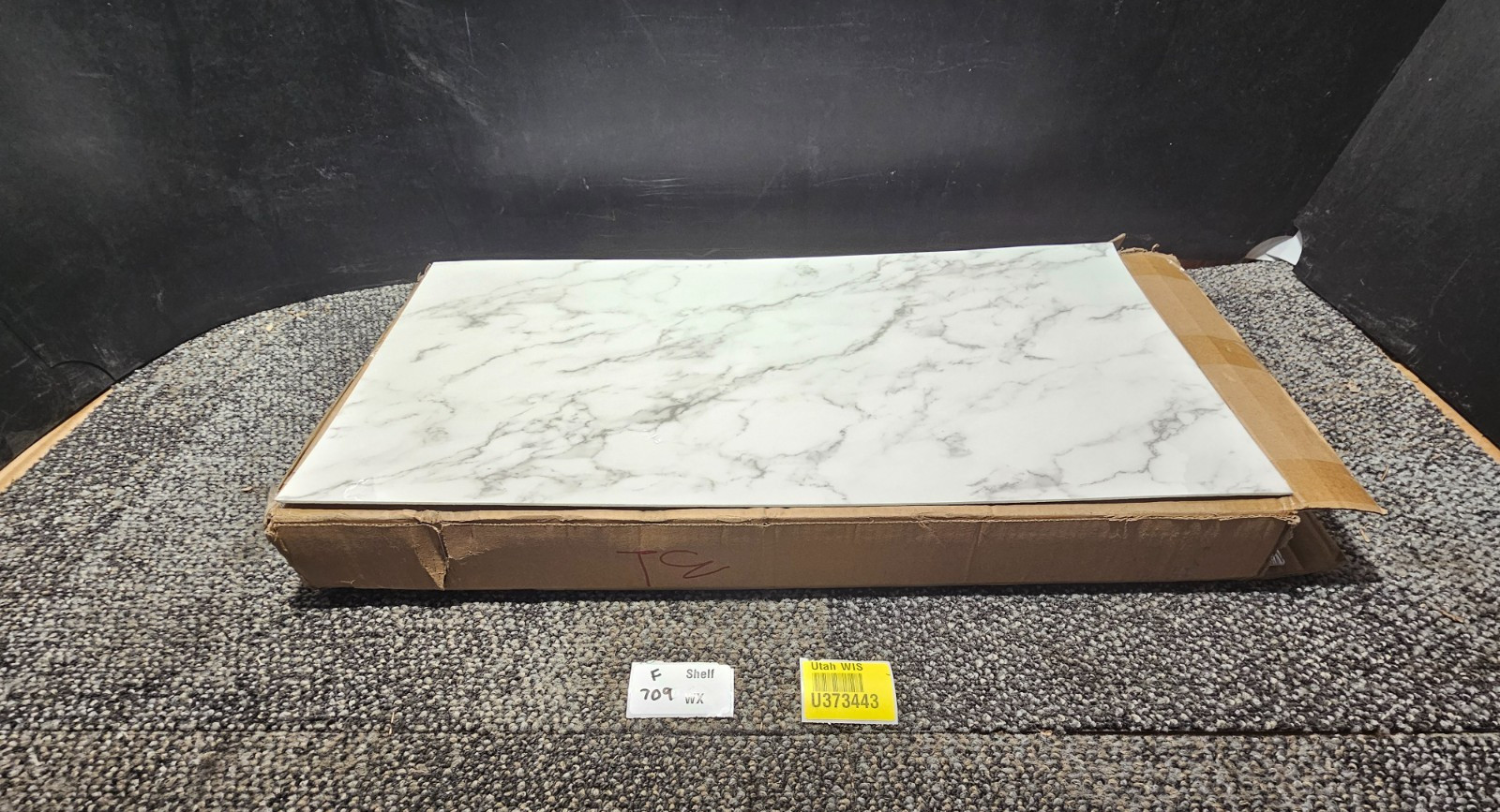 (QTY 20) Vinyl Floor Peel & Stick Tiles 12 X 24″ White Marble For Kitchen Floor