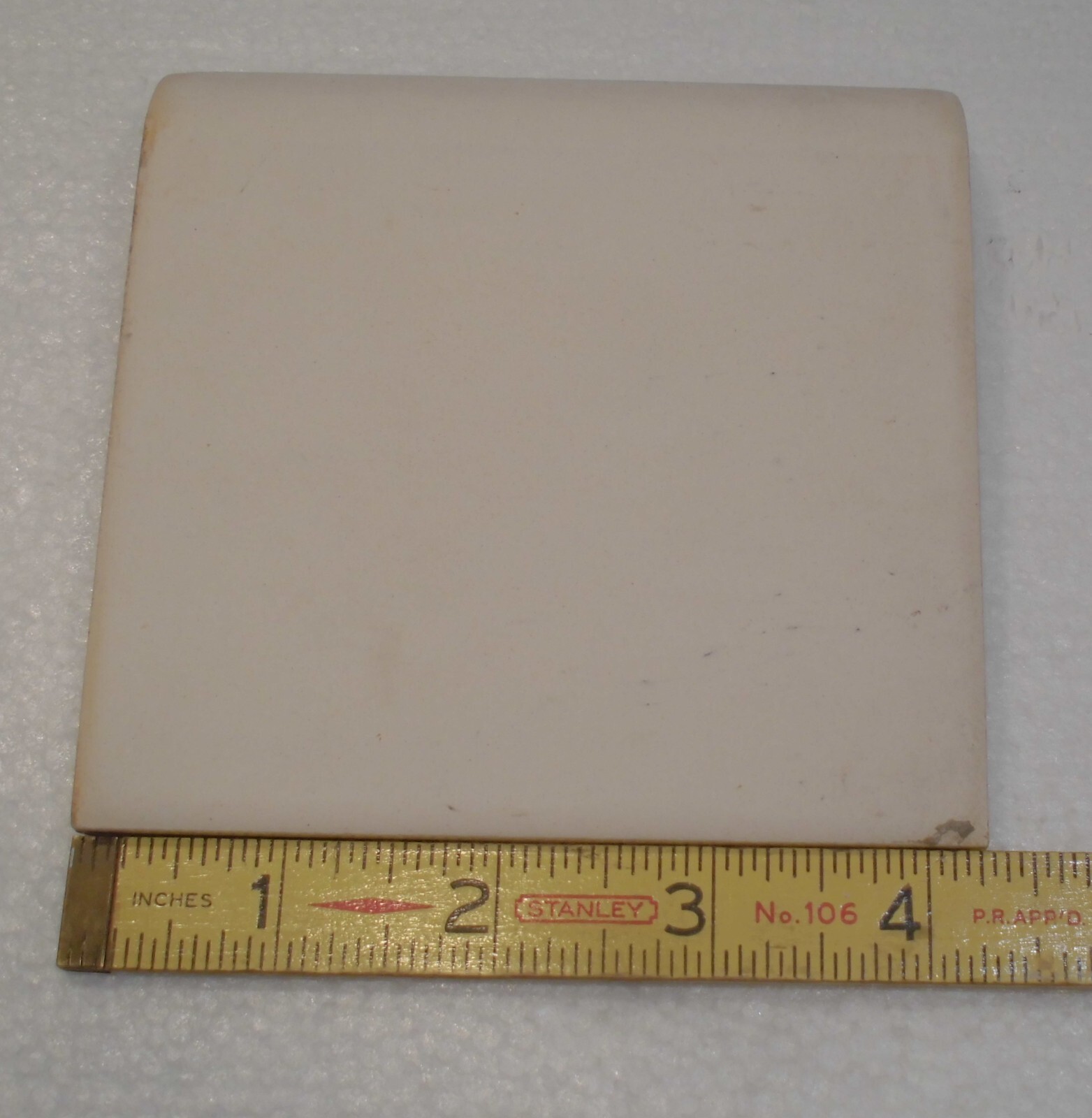 1 pc. *Buckwheat* Flat Top; base/cove Ceramic Tile; 4-1/4″ American Olean #46
