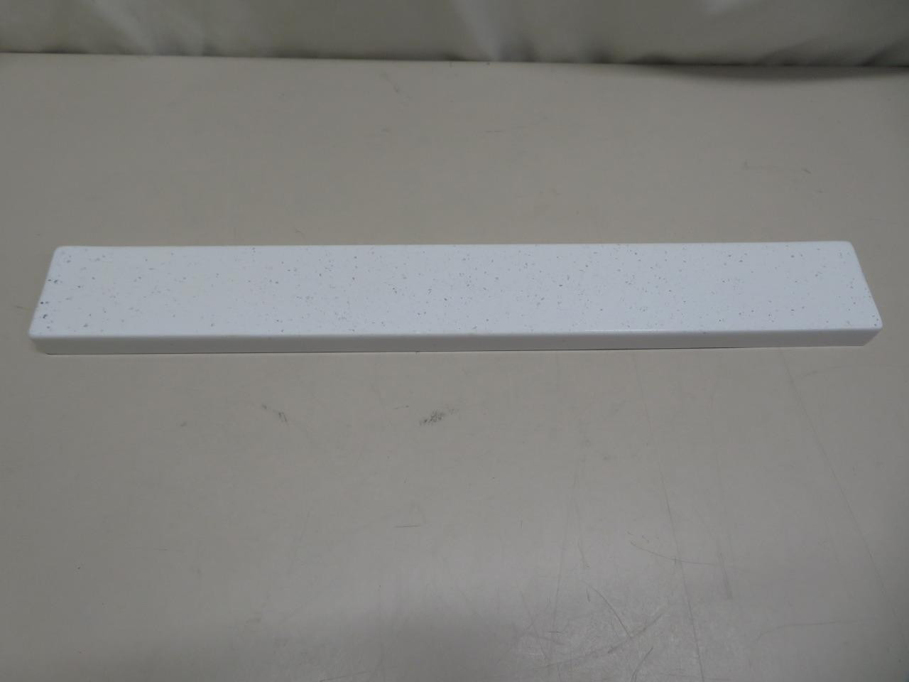 17.875 in. W Solid Surface Resin Vanity Sidesplash in Arctic White