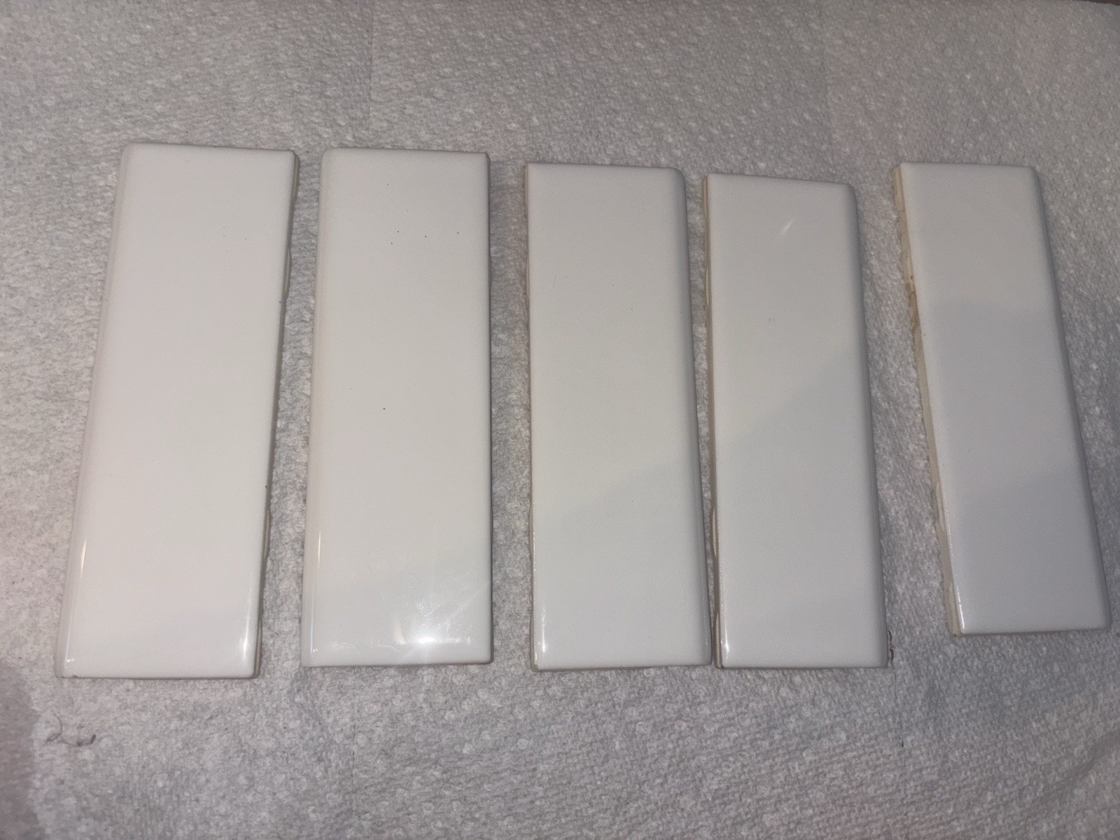 White 2X6”Ceramic Tile Bullnose Trim Edge Subway American Olean Mexico Brillante