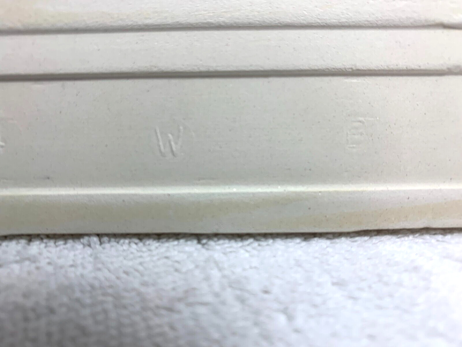 Vintage Wenczel Ceramic 2″ x 6″ Flat Surface Bullnose *White* Gloss
