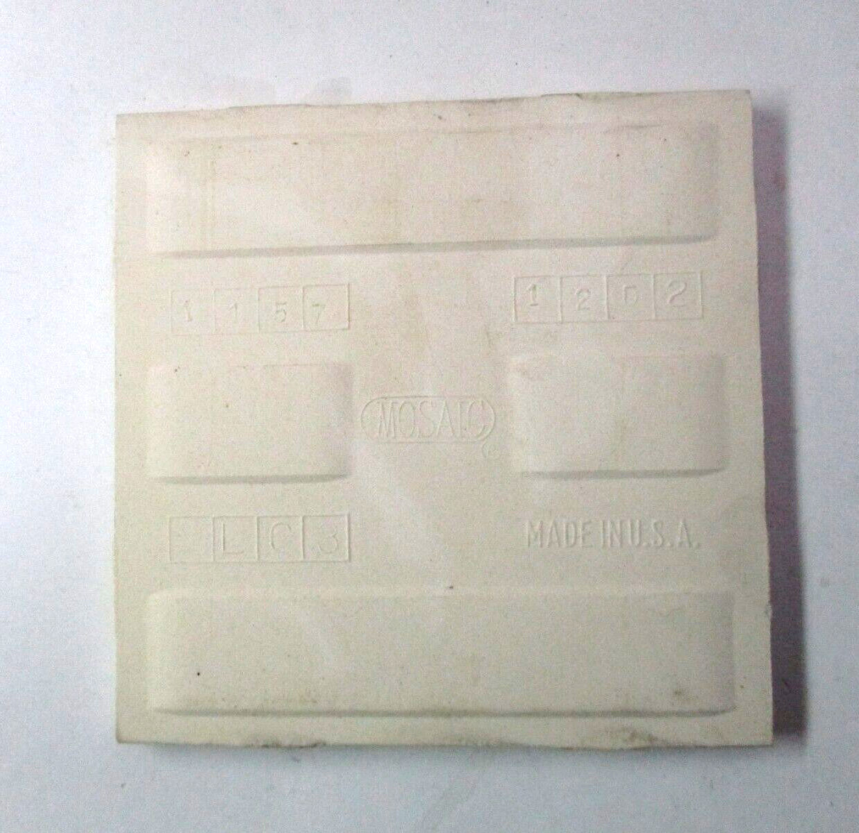 Mosaic USA 4-3/8″ Gloss Brown Specks on Beige 1 Ceramic Wall Tile 1950 Retro Vtg