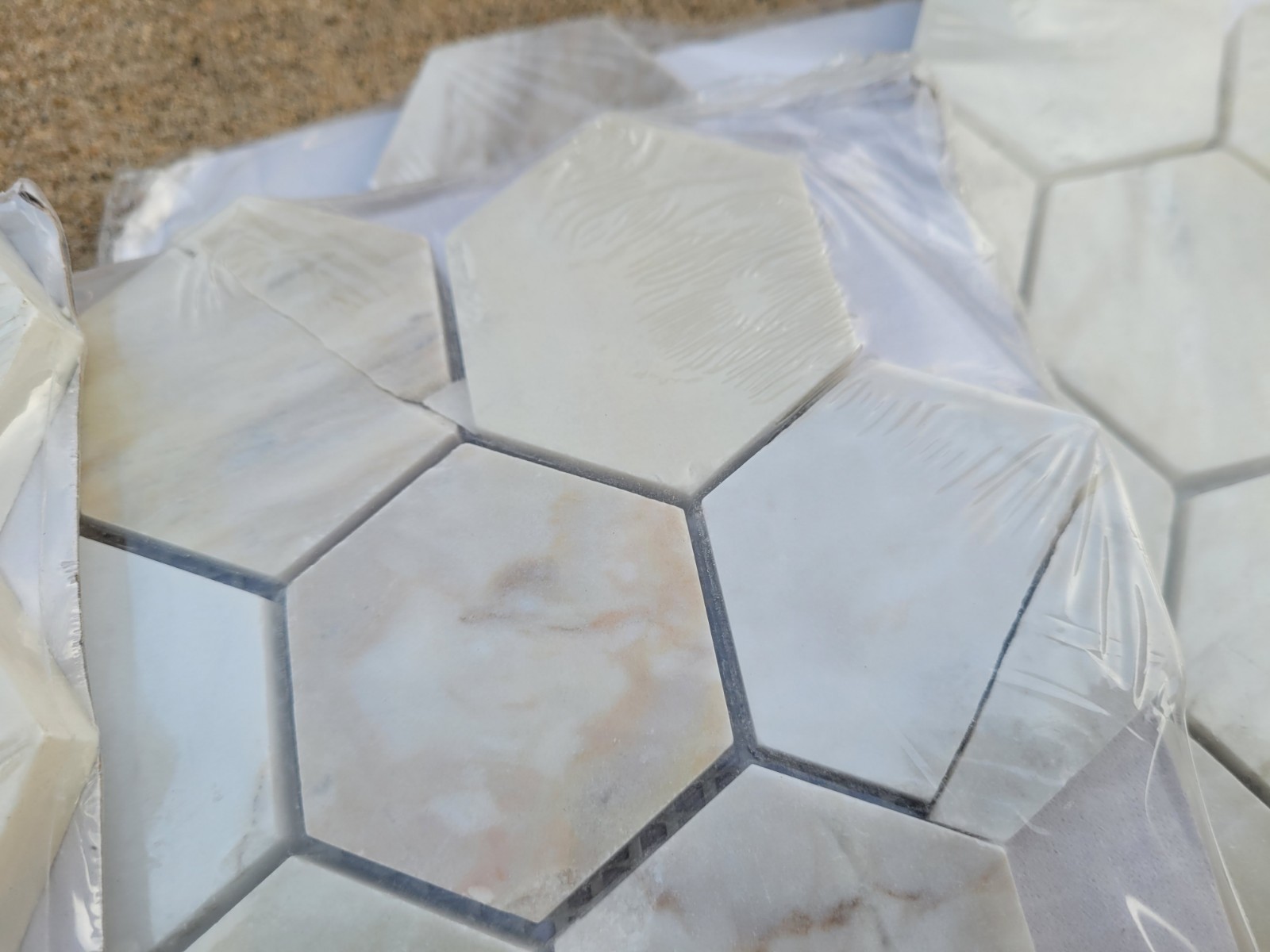 Lot of 10 Sheets Angora 2″ Hexagon Honed Mosaic Marble Floor Tiles Read Descript