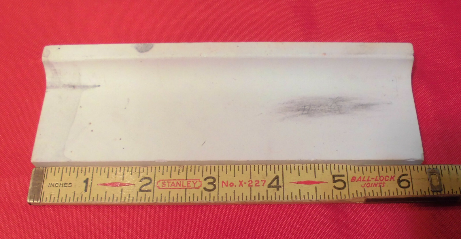 1 pc. Vintage *Speckled Beige* Ceramic Radius Bullnose Tile 2″ X 6-1/4″ Mudd Cap