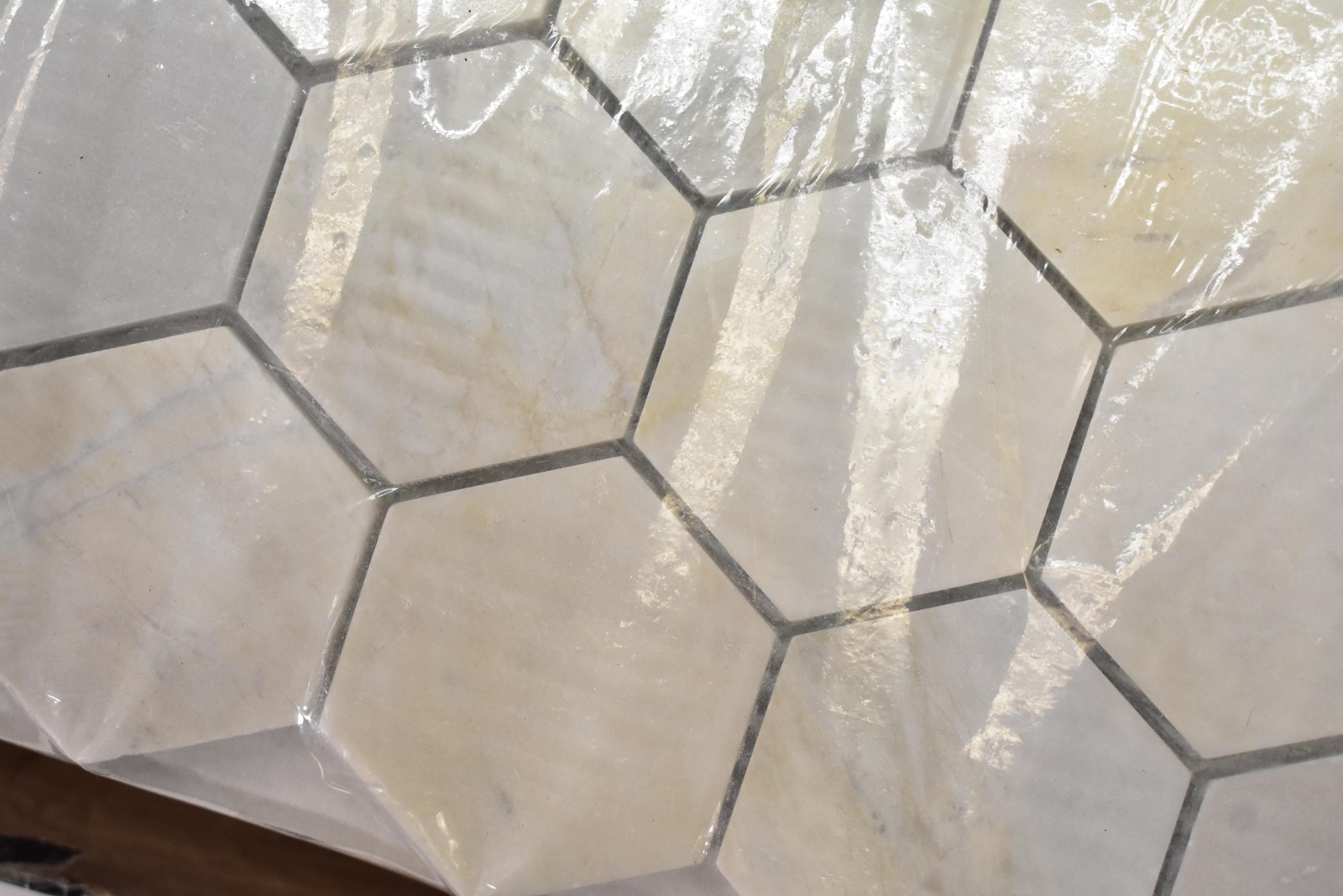 MSI Angora 2″ Hexagon Marble Mosaic Tile Sheets Pack of 10 12×12 Backsplash