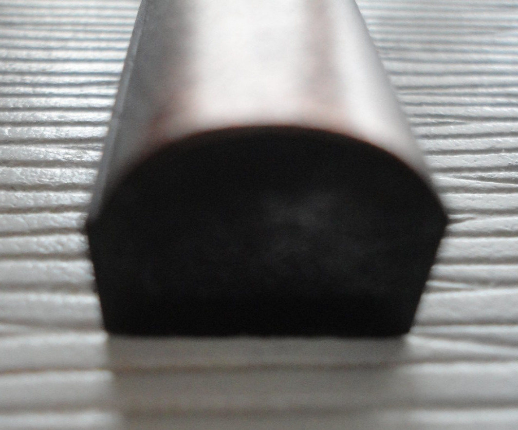 LOT 30 – Questech Premium Metal Tile Half Round / Burnished Copper 1/2″ x 6″