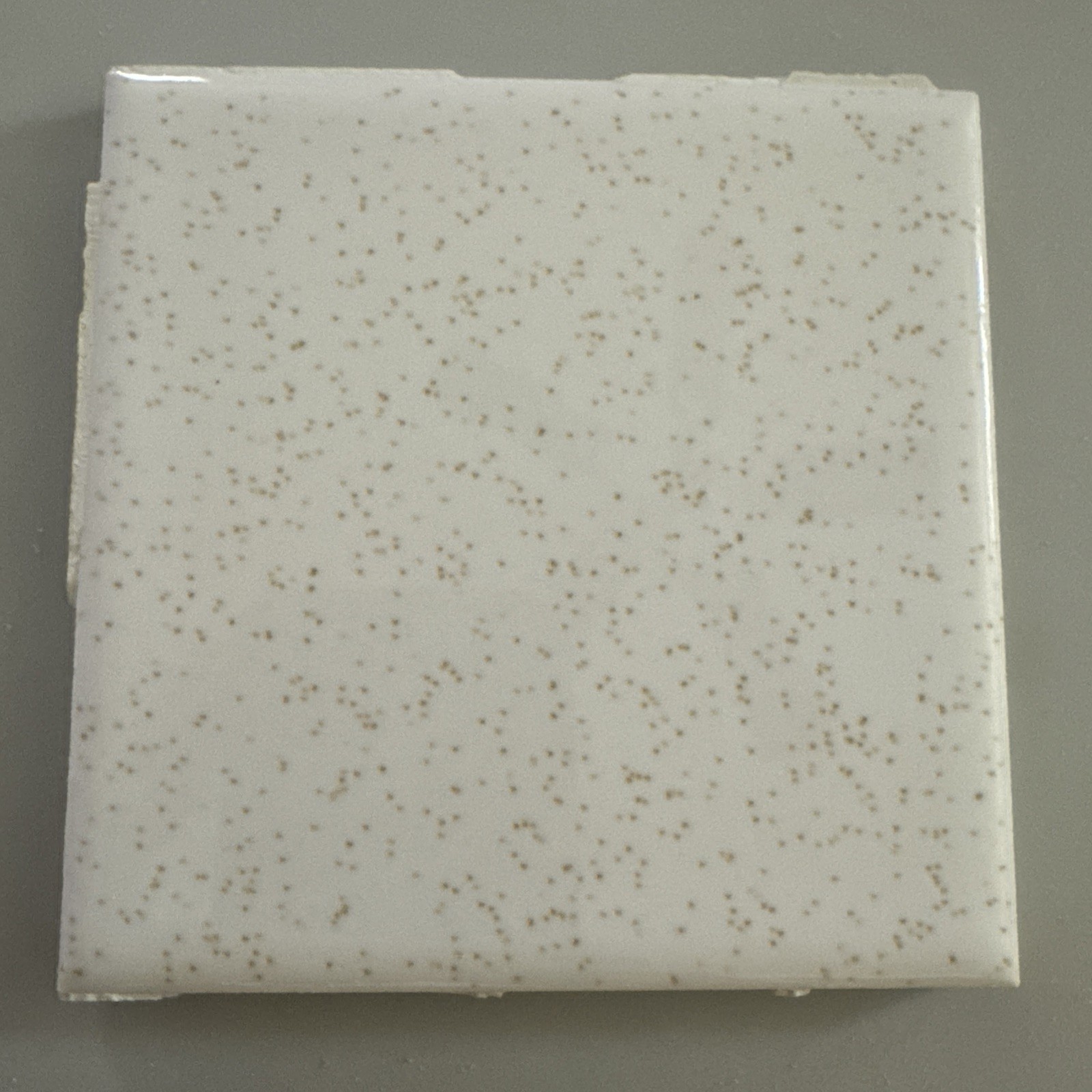 Lot Of 5 wall tile made in the USA Gloss White Brown / Gold Speckled – Vintage