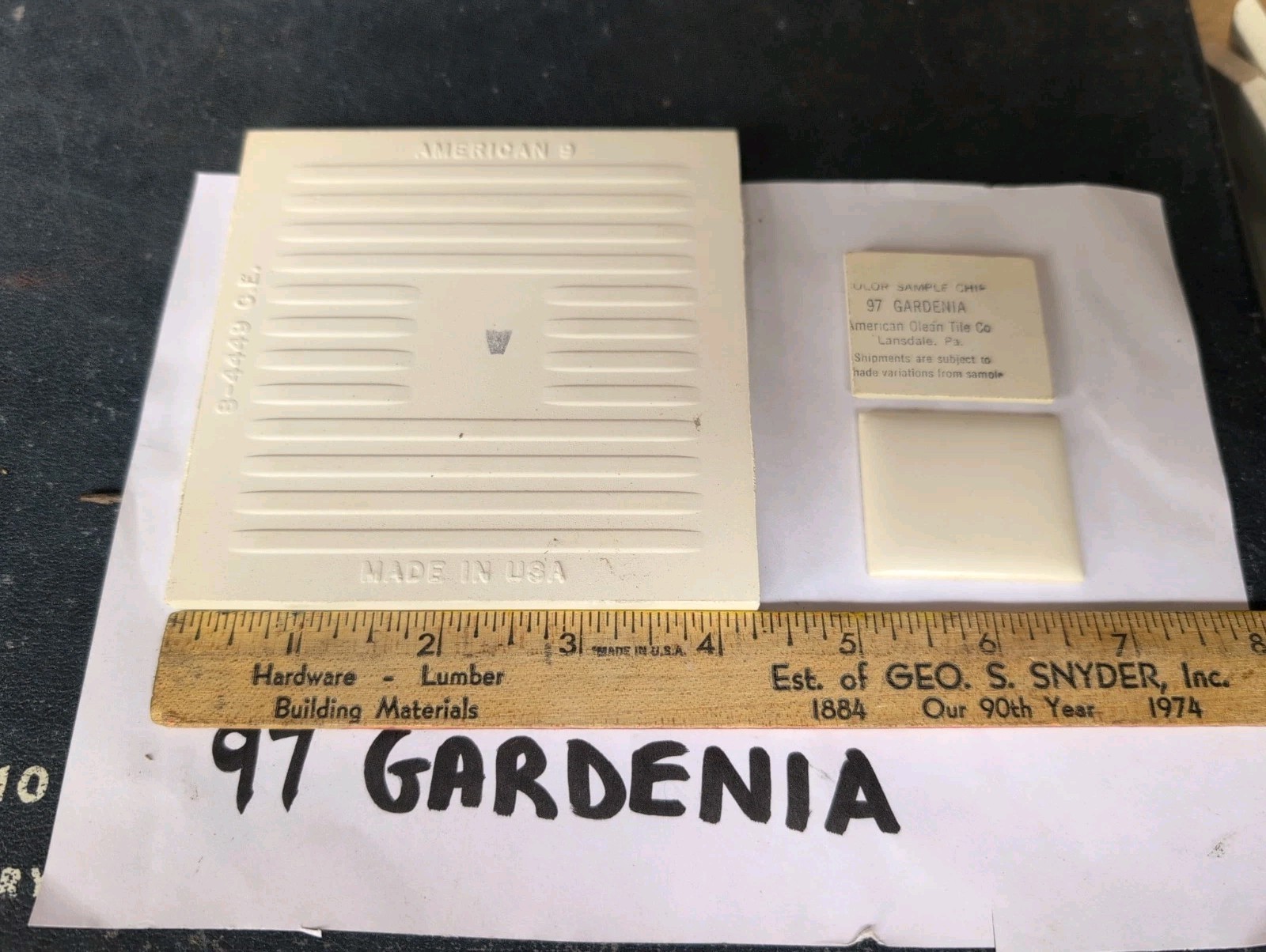 2 pcs American Olean Ceramic Wall Tile 4-1/4″ Bullnose Gardenia NEW Color 97 USA