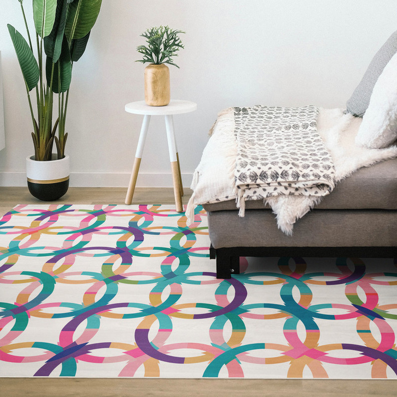 ‘Hula-Hoop’ Multi-Color Geometric Non-Slip Indoor/Outdoor Rug 2′ x 3′