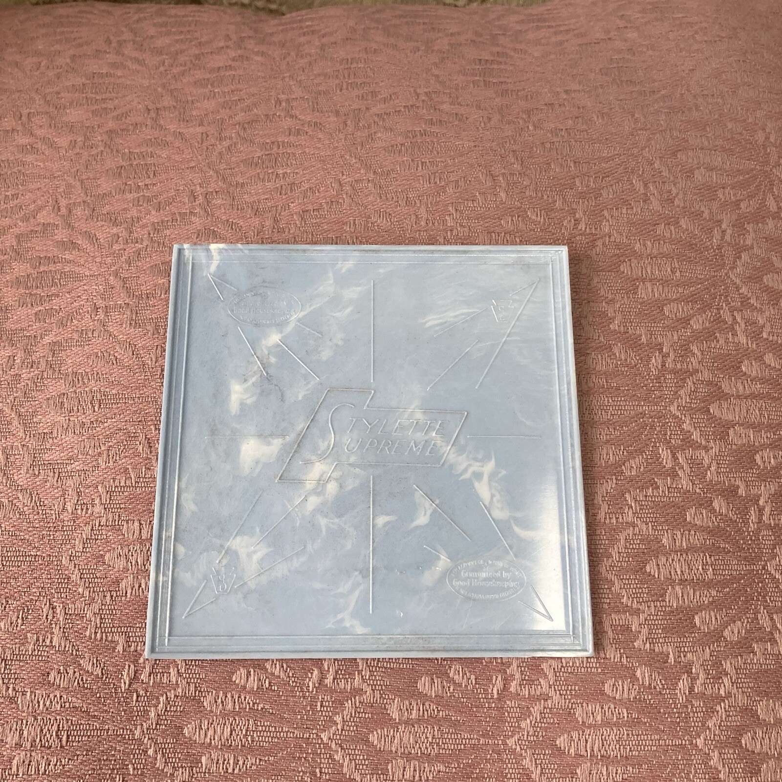 Stylette Supreme Pale Sky Blue Marbled 4-1/4″ Plastic Polystyrene Wall Tile Vtg