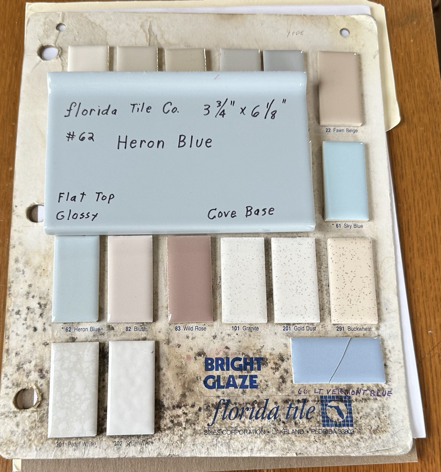 1 pc. Heron Blue: 3-3/4″ X 6-1/8″ Ceramic Cove Base Tile: florida Co. Flat Top