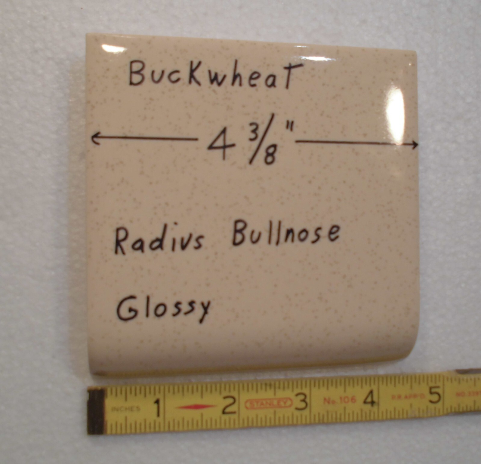 1 pc. Buckwheat: Bullnose Radius Ceramic Tile 4-3/8″ Glossy Mudd Caps, NOS