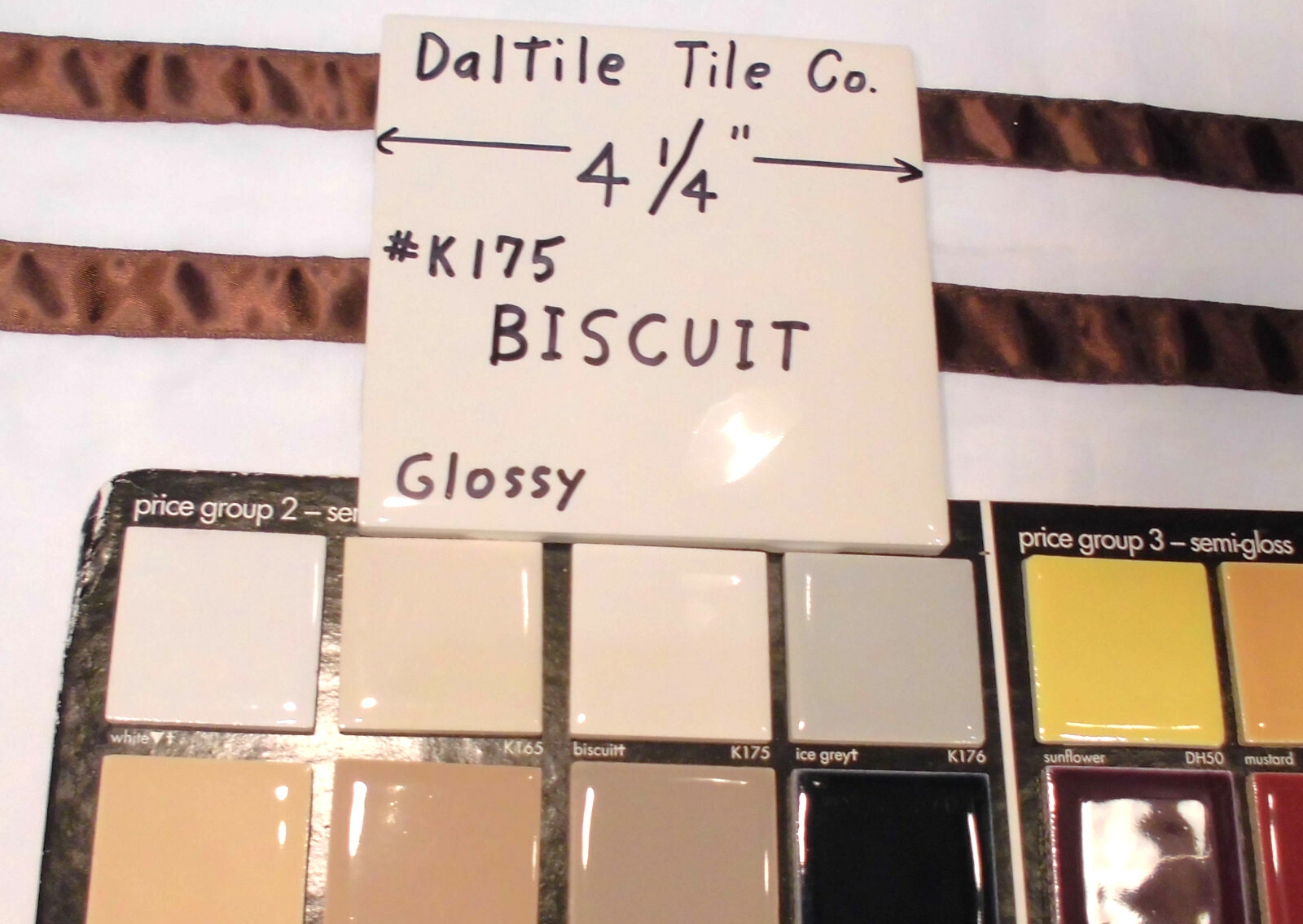 5 pieces *Gloss Biscuit* Ceramic Tiles by The Daltile Co….4-1/4″ Square NEW
