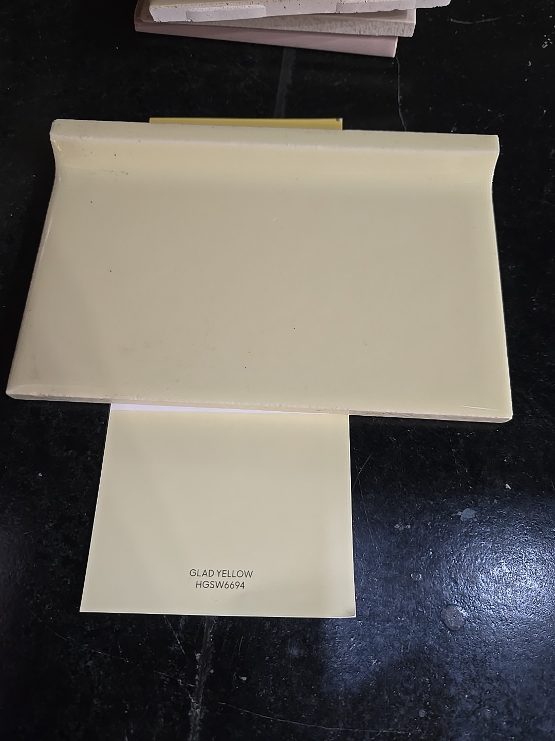 Vintage 6 1/8″ X 3 7/8″ Cove Base NOS Yellow Tile