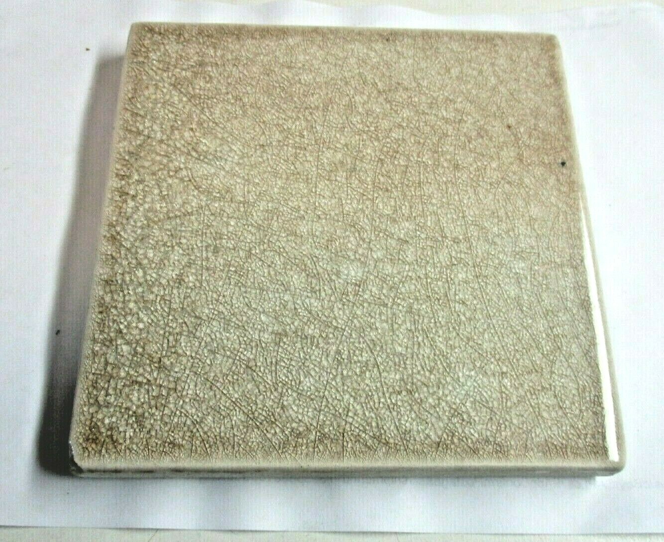 1 Floor Tile Walker Zanger 4-1/4″ Sq Crazed Speckled Beige Glazed Porcelain 2004