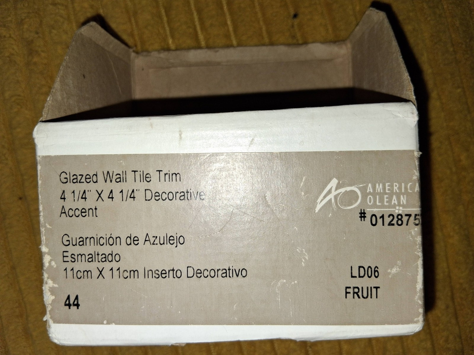 American Olean 4 1/4 inch square tile LD06 Fruit Mexico Glossy Cottagecore