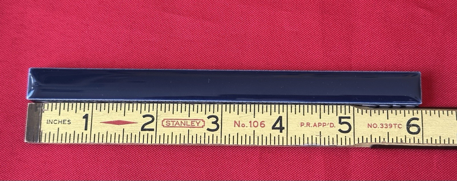1 pc. Navy Blue: Ceramic Tile… Pencil – Liner – Sizzle: 1/2″ X 6″ by A.O. New
